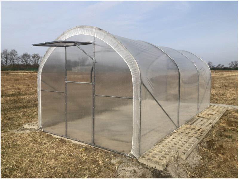 Kasvuhoone 3,0m x 6,0m